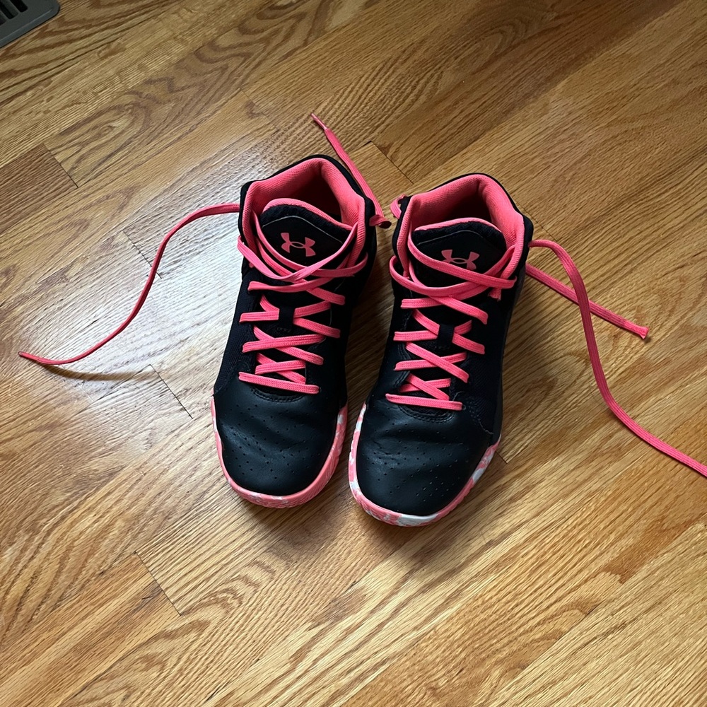 Girls Under Armour Basketball Sneakers